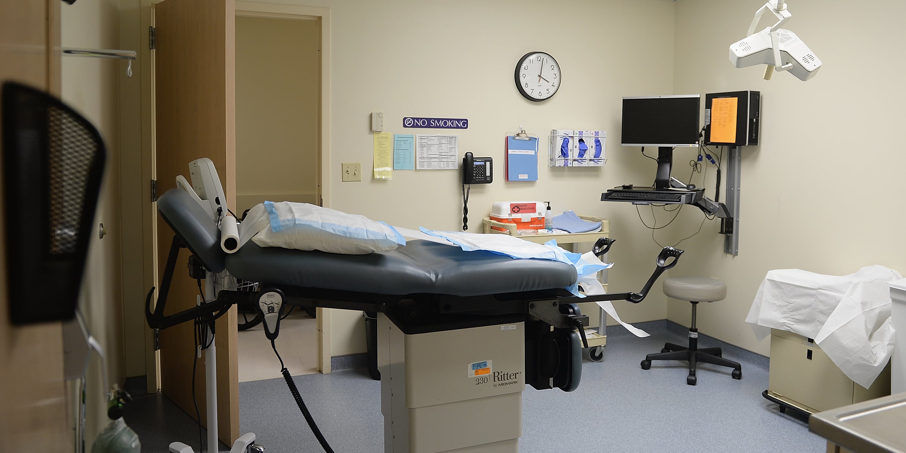 What It's Like to Travel Out of State to Get an Abortion - Vimarsana News