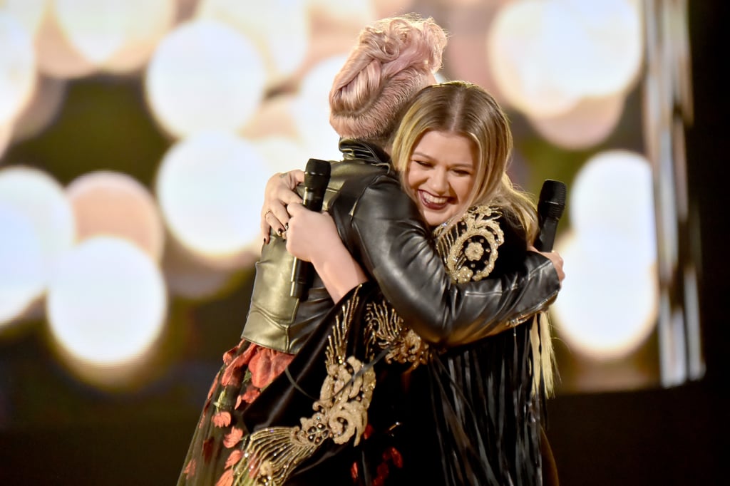 Pictured: Pink and Kelly Clarkson