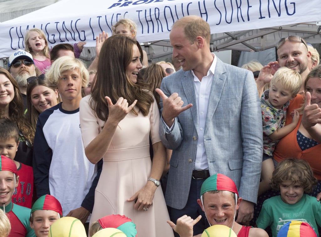 In September 2016, the couple met with youngsters at the Wave Project, an organization that uses surfing as a tool to reduce anxiety in children.