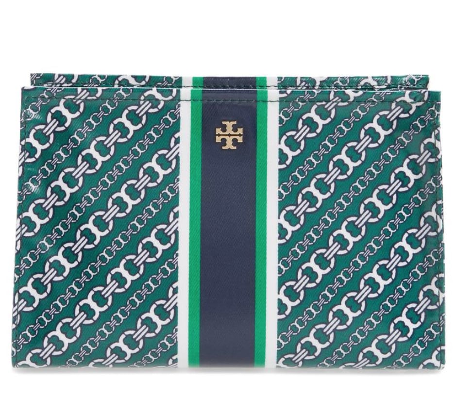 Tory Burch Gemini Link Cosmetics Case | 10 Products You Need From  Nordstrom's Fall Beauty Sale — From Bobbi Brown to MAC | POPSUGAR Beauty  Photo 6