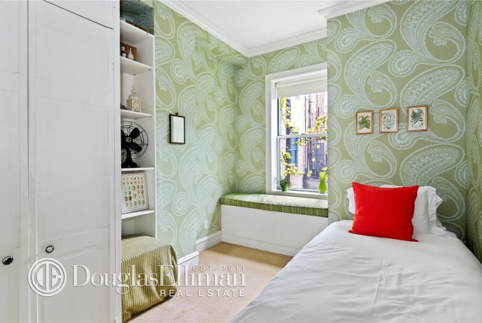 Alan Cumming Sells East Village Apartment
