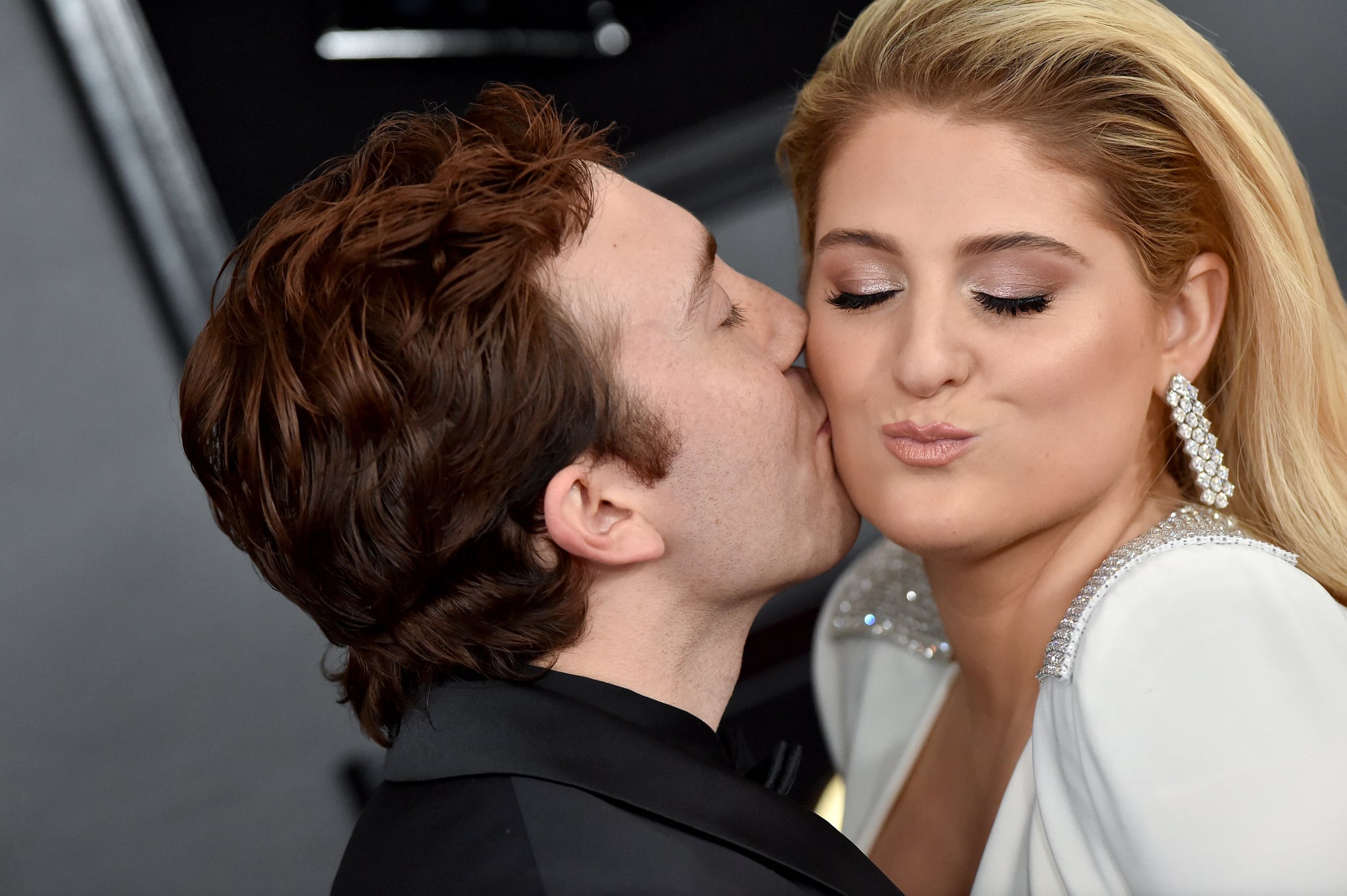 Meghan Trainor And Daryl Sabara Have Side By Side Toilets Popsugar Celebrity 2716