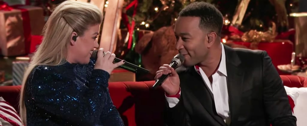 John Legend Kelly Clarkson Perform "Baby, It's Cold Outside"