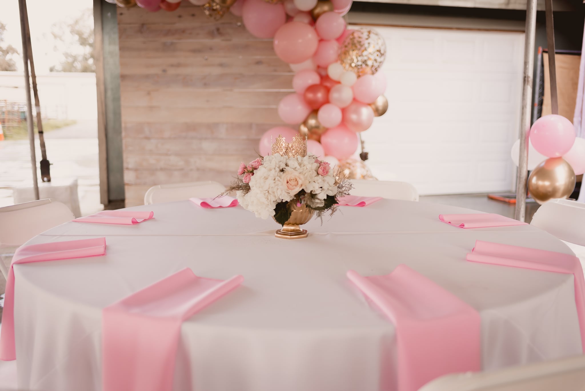 Pink And Gold Baby Shower Table Decorations | tyello.com