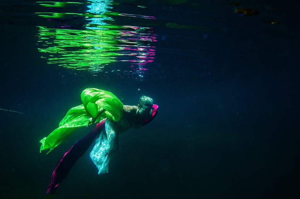 Underwater Trash-the-Wedding-Dress Shoot