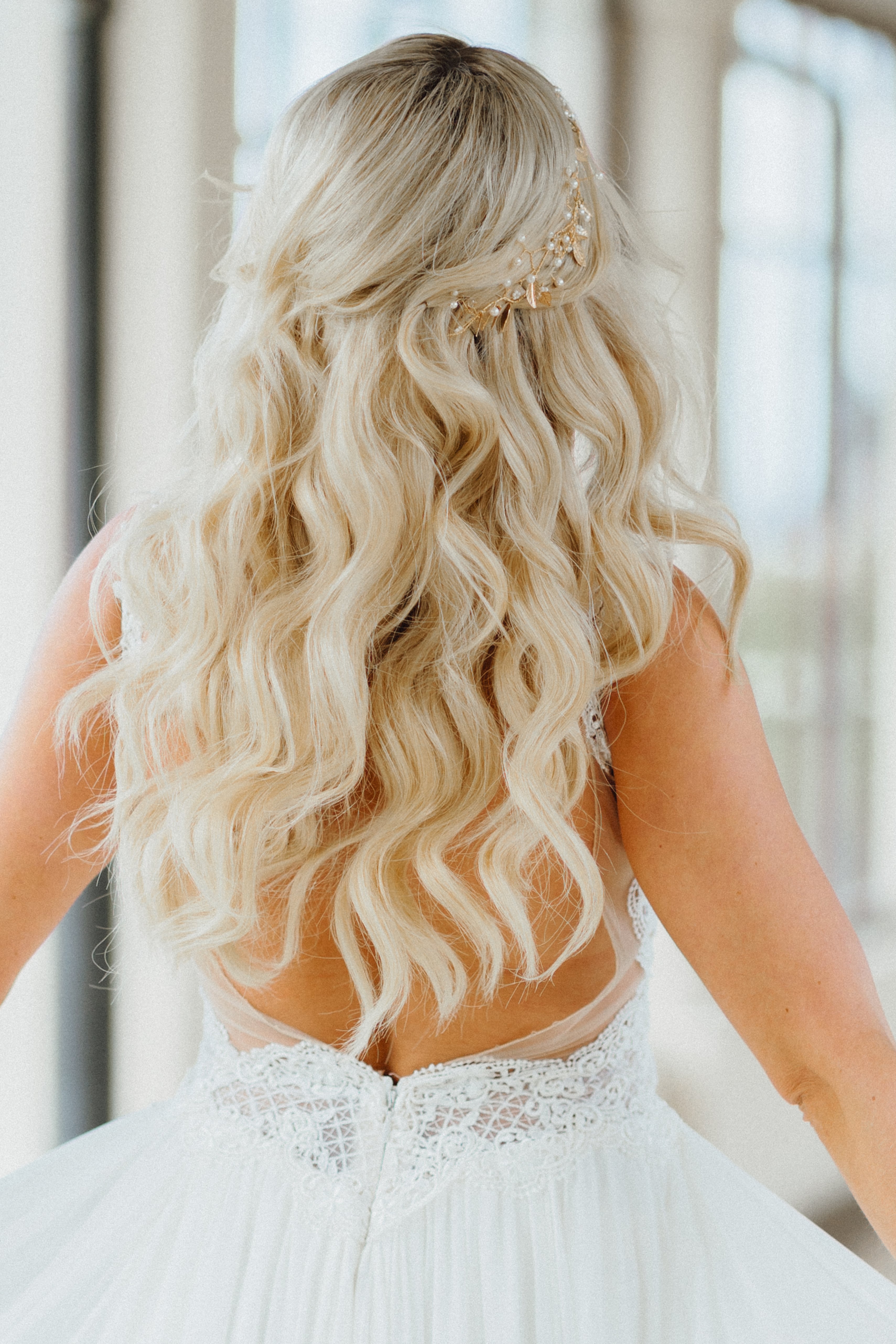 8 Tips for Choosing Your Bridal Hair Accessories
