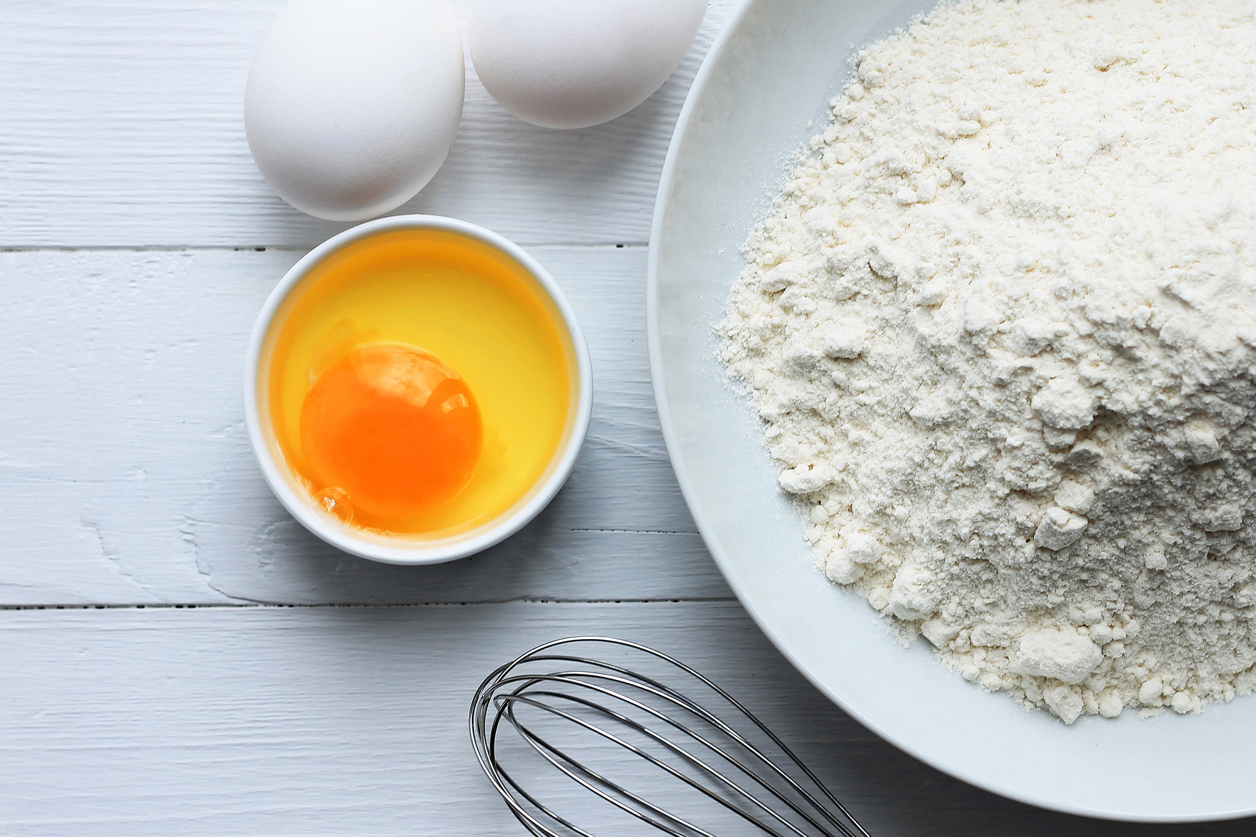 What's the Difference Between Cake Flour and Regular Flour? POPSUGAR Food