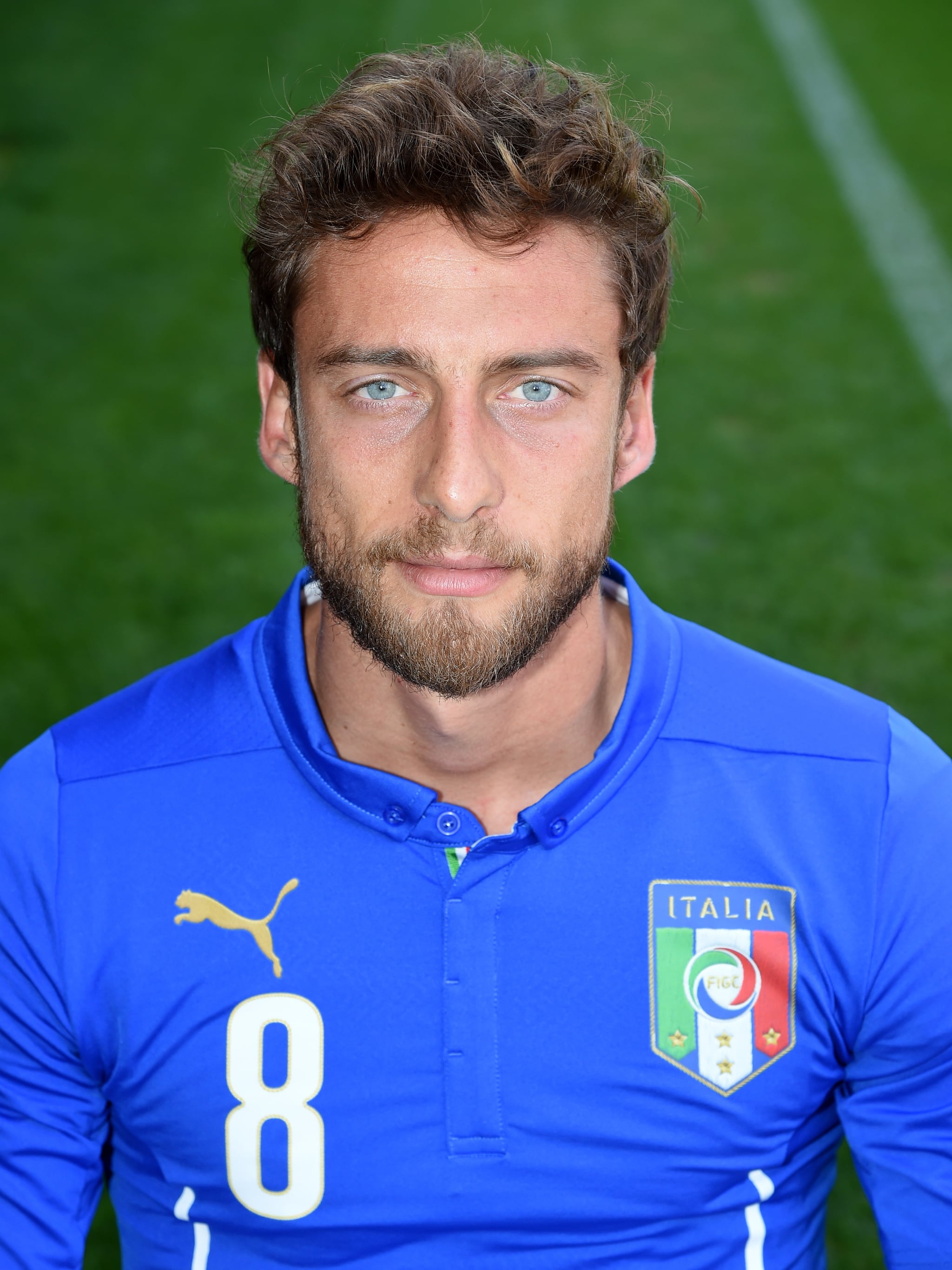 Hottest Soccer Player Ever? See The Viral Locker Room Pic - z4k979c