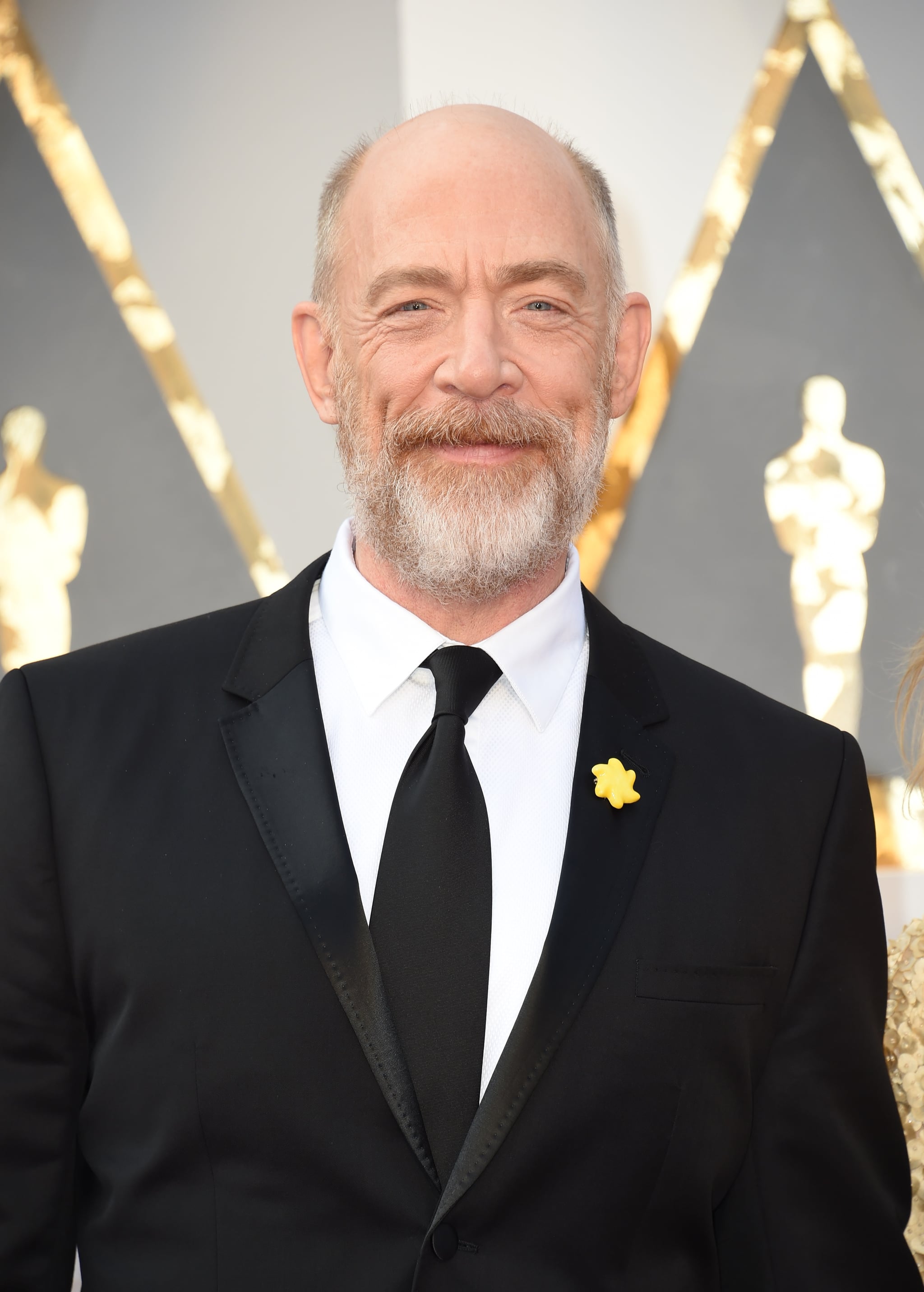 J K Simmons As Commissioner Gordon Get Pumped For Justice League With The Official Cast Popsugar Entertainment Photo 7