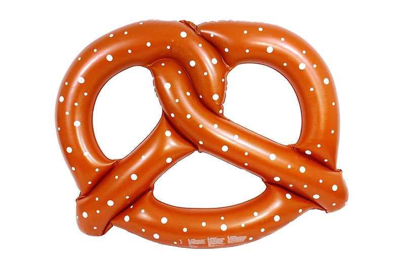 Swimline Giant Pretzel Inflatable Floating Seat