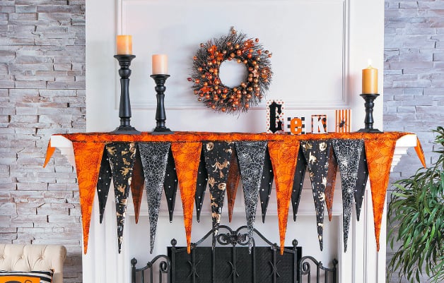 Pennant Mantel Scarf Halloween Decoration