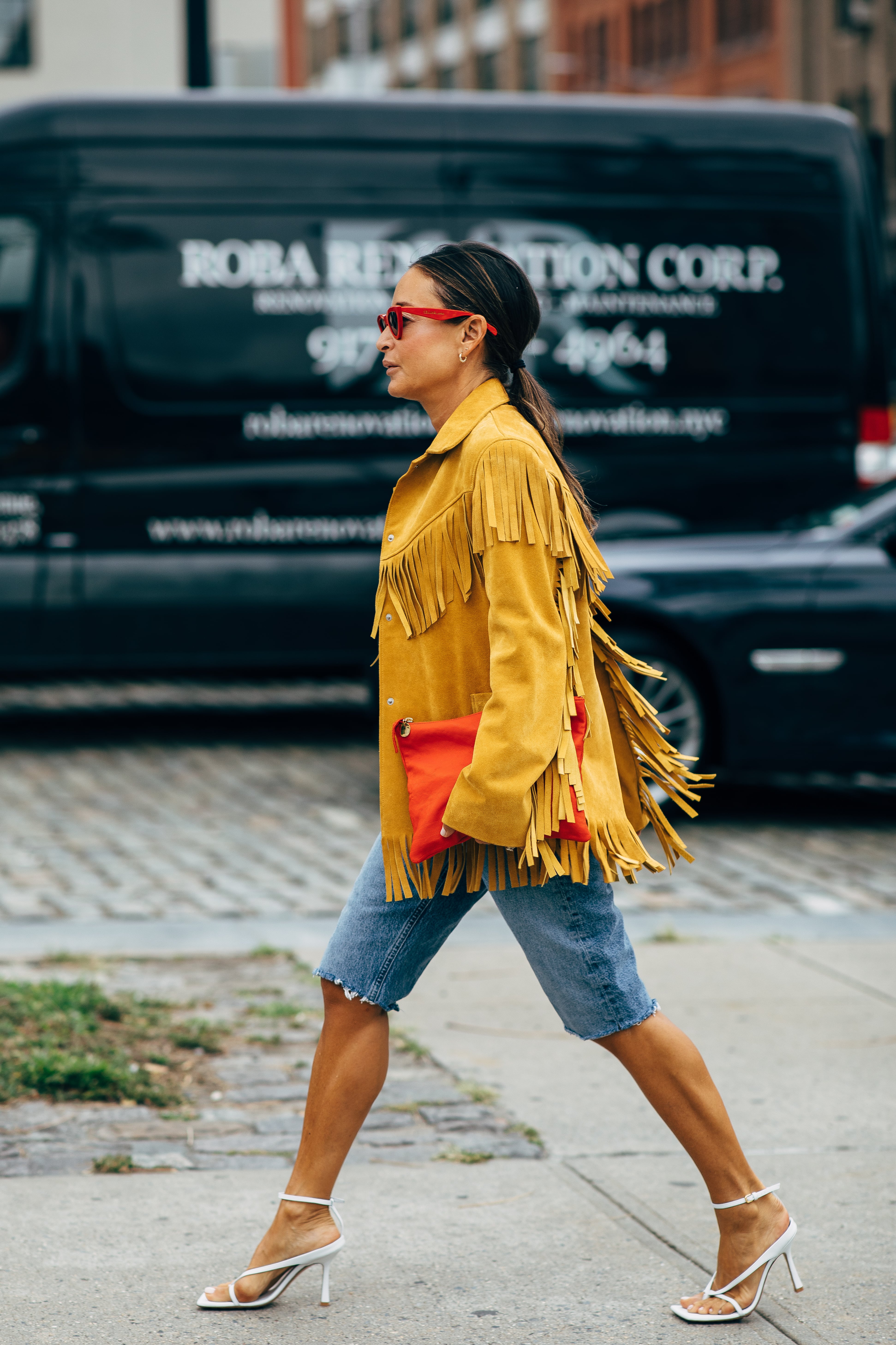 Suede - Street Style, Look of the Day