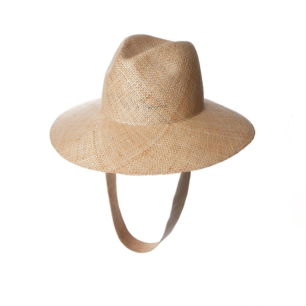 Jannesa Leoné Kai Hat