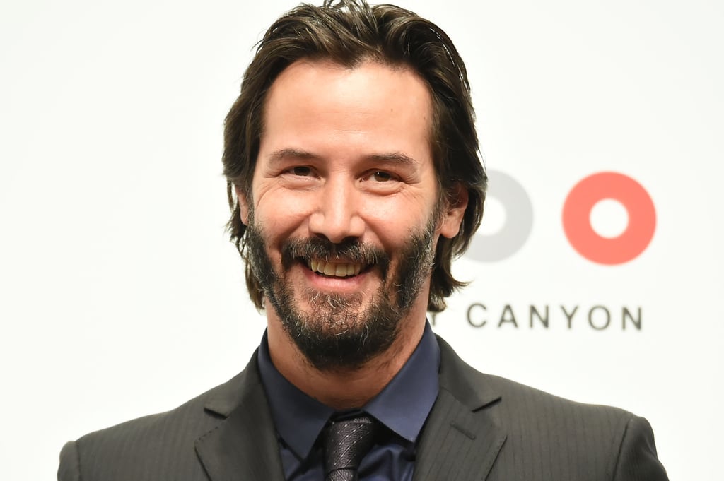 Pictures of Keanu Reeves Smiling