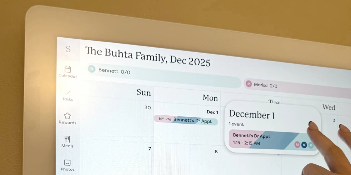 This Digital Calendar Is Chic, Sanity-Saving, and on Amazon Prime