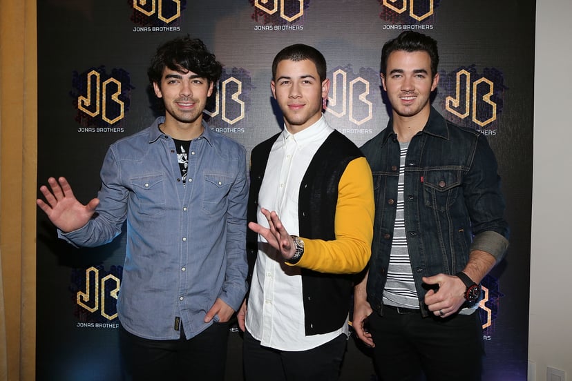 MEXICO CITY, MEXICO - JANUARY 23:  (L-R) Musicians Joe Jonas, Nick Jonas and Kevin Jonas of the Jonas Brothers attend a press conference at W Hotel Mexico City on January 23, 2013 in Mexico City, Mexico.  (Photo by Victor Chavez/WireImage)