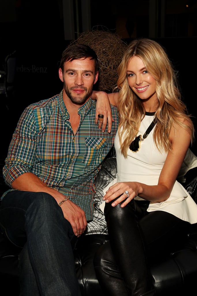 Kris Smith and Jennifer Hawkins backstage Kris Smith and Jennifer Hawkins backstage