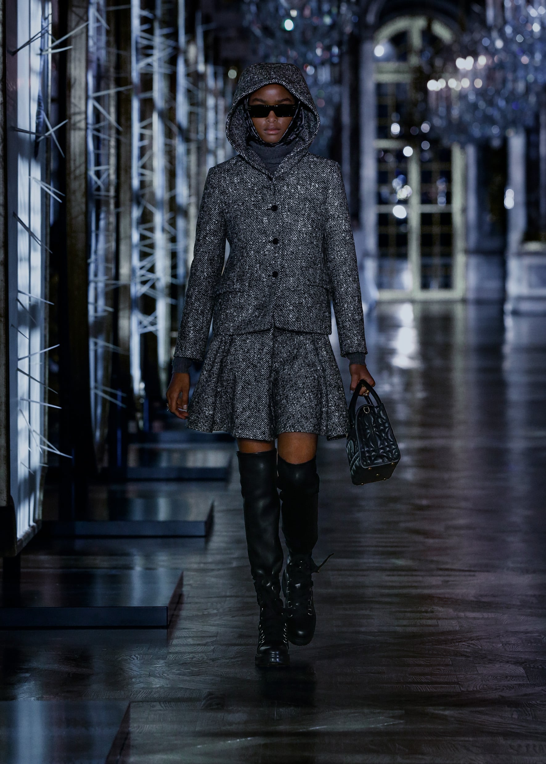 Christian Dior Haute Couture Fall Winter 2021 Runway, Photos – Footwear News