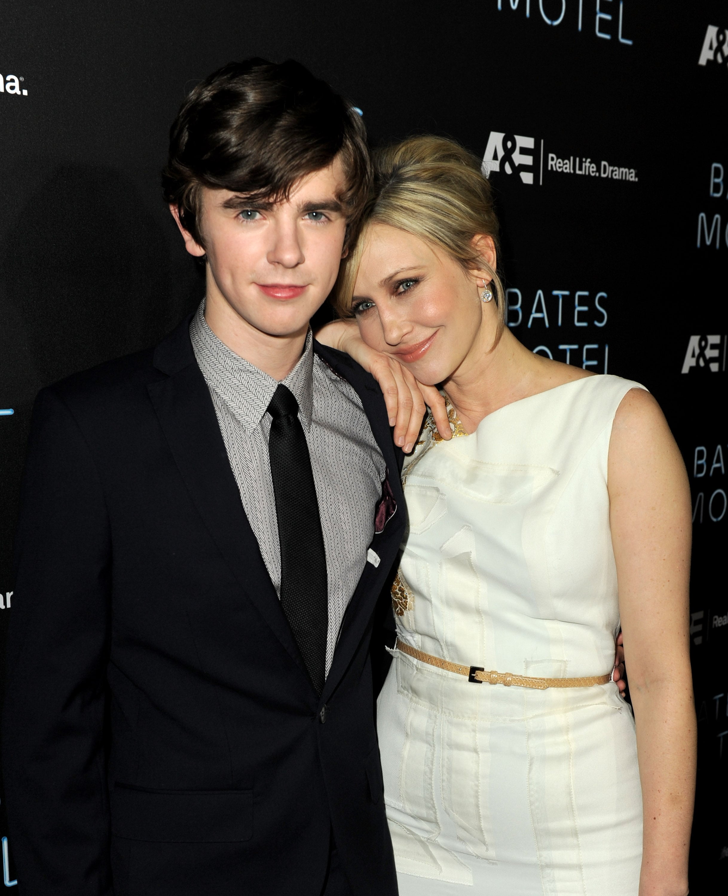 freddie highmore and his brother