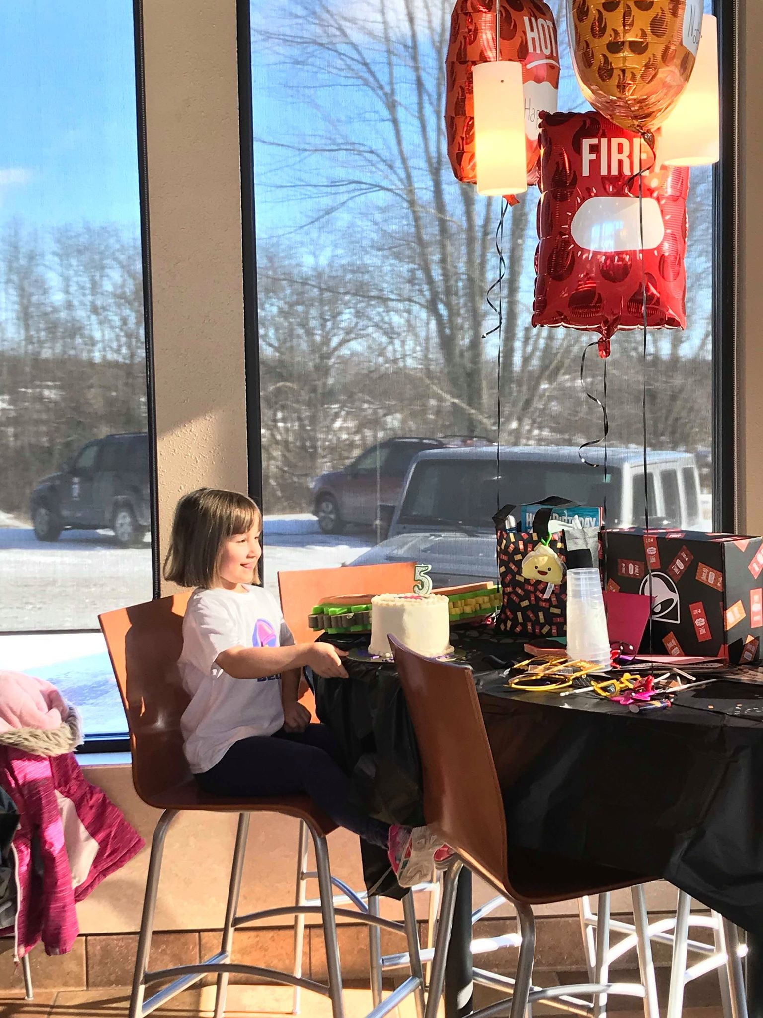 Taco Bell Throws Viral Gift Card Girl A Birthday Party Popsugar