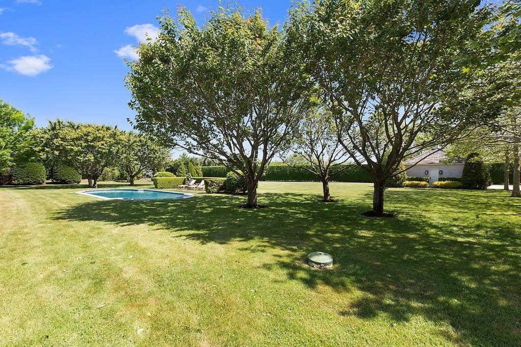 Nick Jonas Hamptons Summer Home Pictures
