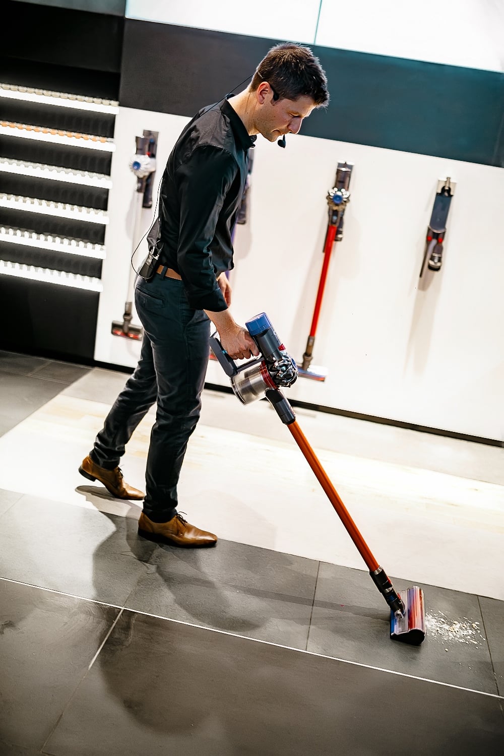 Dubai Mall Opens First Dyson Demo Store in UAE POPSUGAR Middle East Tech