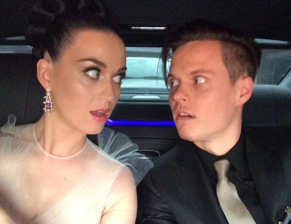 Katy Perry took a selfie with her date — her brother — on their way to the Grammys.
Source: Twitter user katyperry