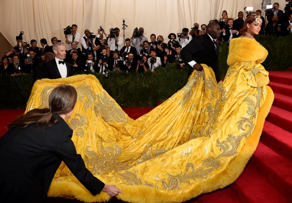 Rihanna at the Met Gala 2015 | Pictures
