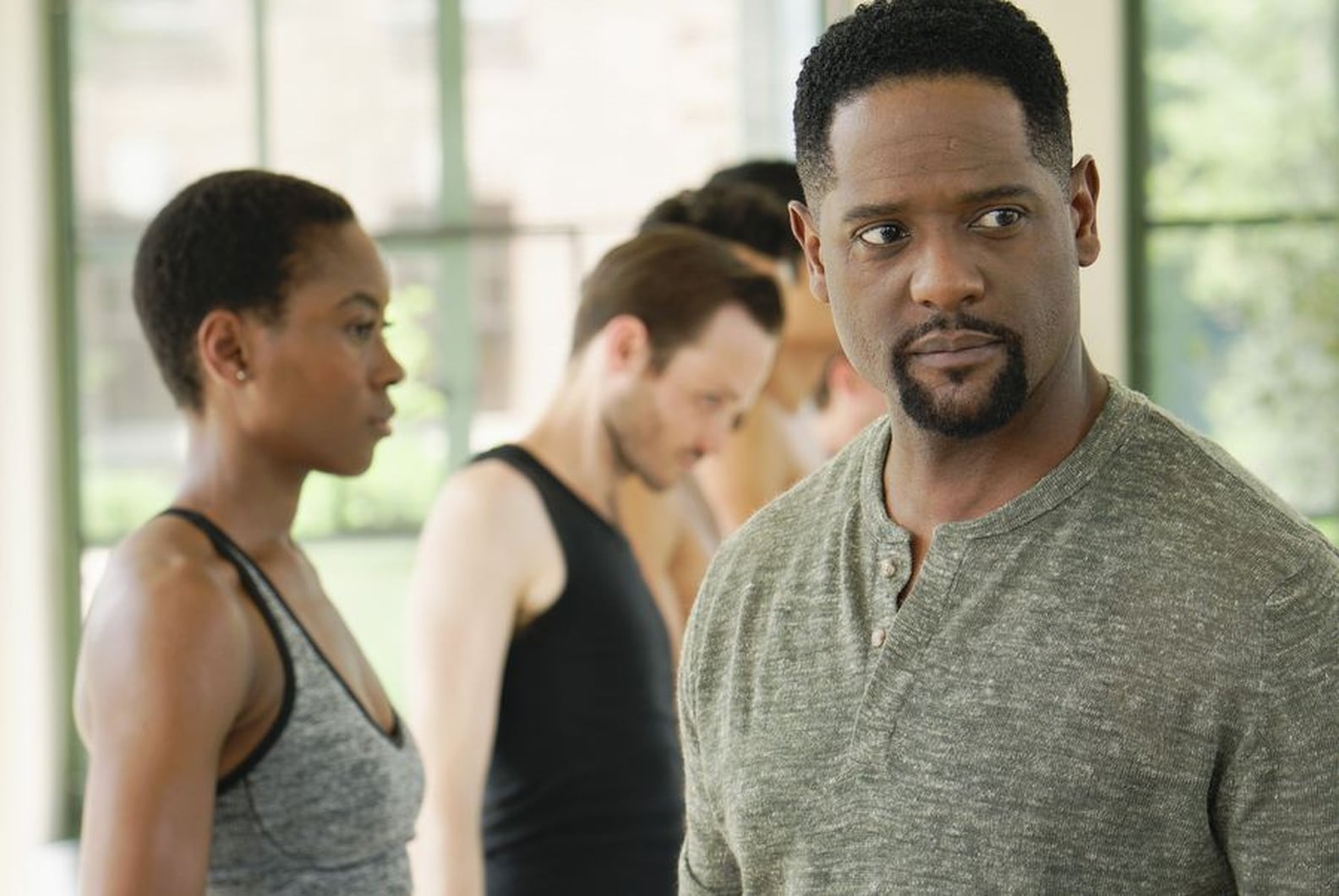 Who's Behind the Bombing on Quantico Season 2? POPSUGAR Entertainment