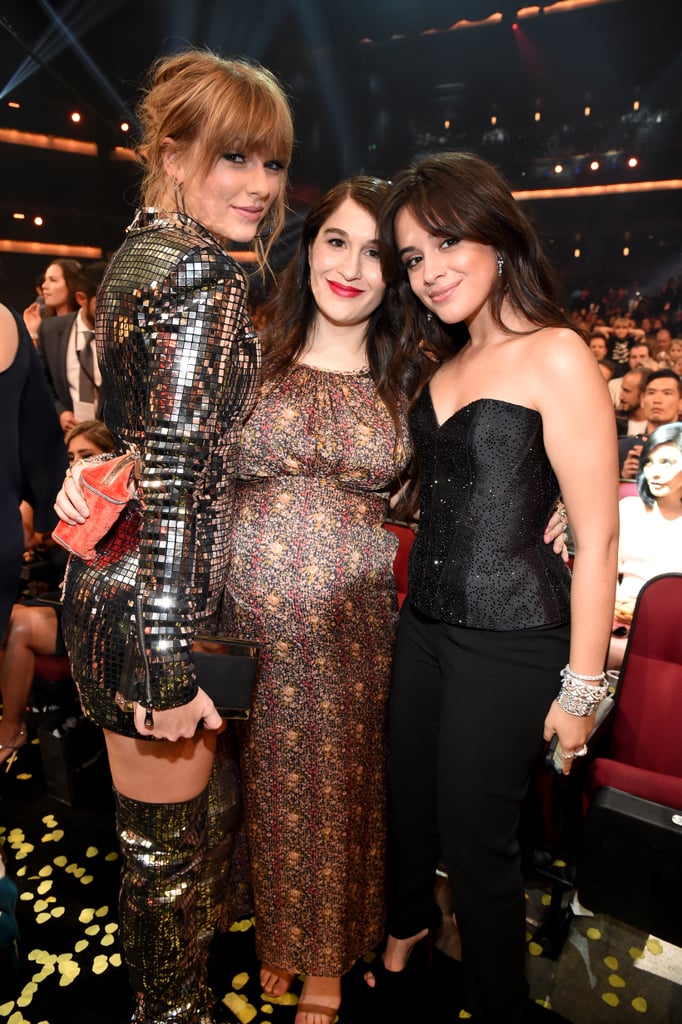 Taylor Swift at the 2018 American Music Awards
