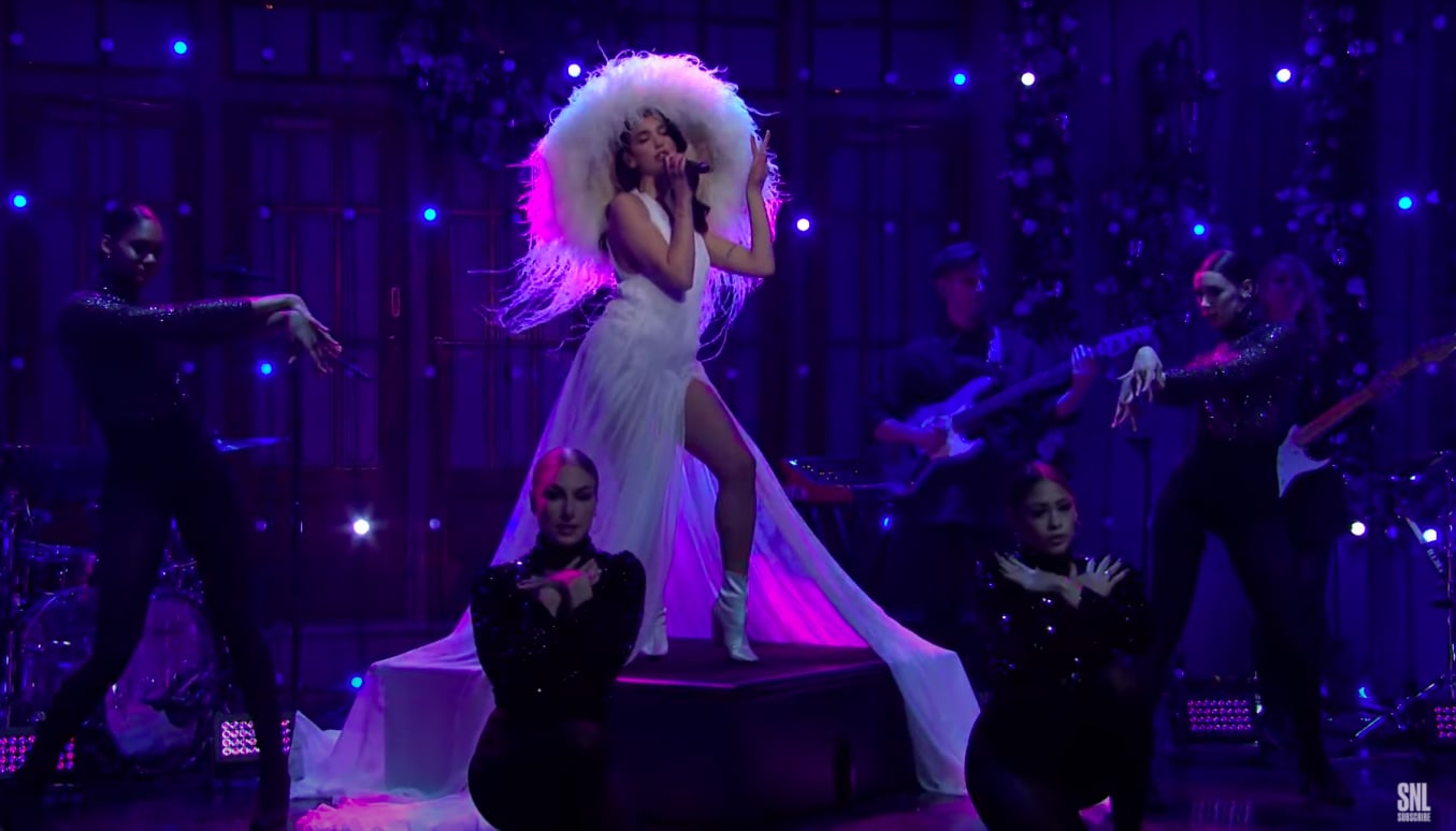 Dua Lipa Wore A Giant Feathered Hat While Performing On Snl Popsugar Fashion You're not stopping my music!!!!