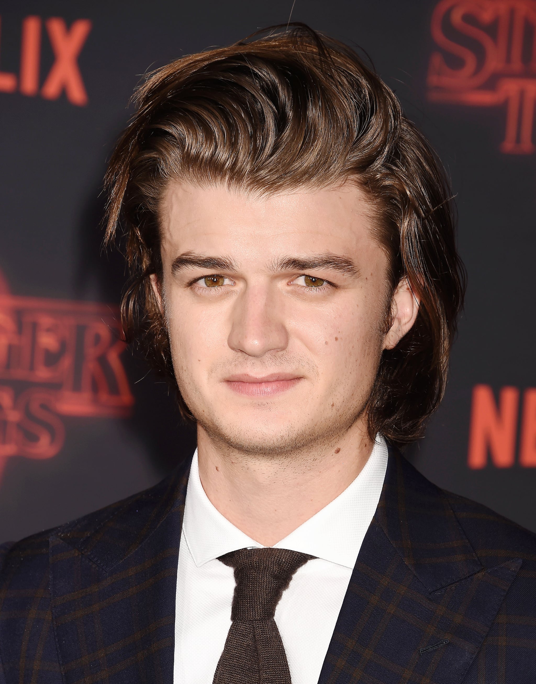 Resultado de imagem para Joe Keery