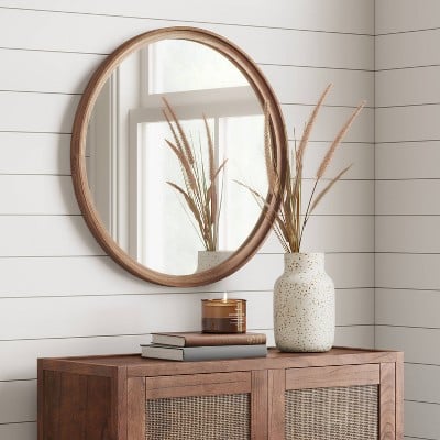 Mirrored Marvel: Classic Wood Round Mirror Natural