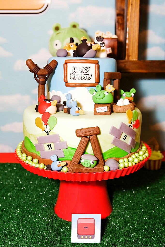 Angry Birds Cake