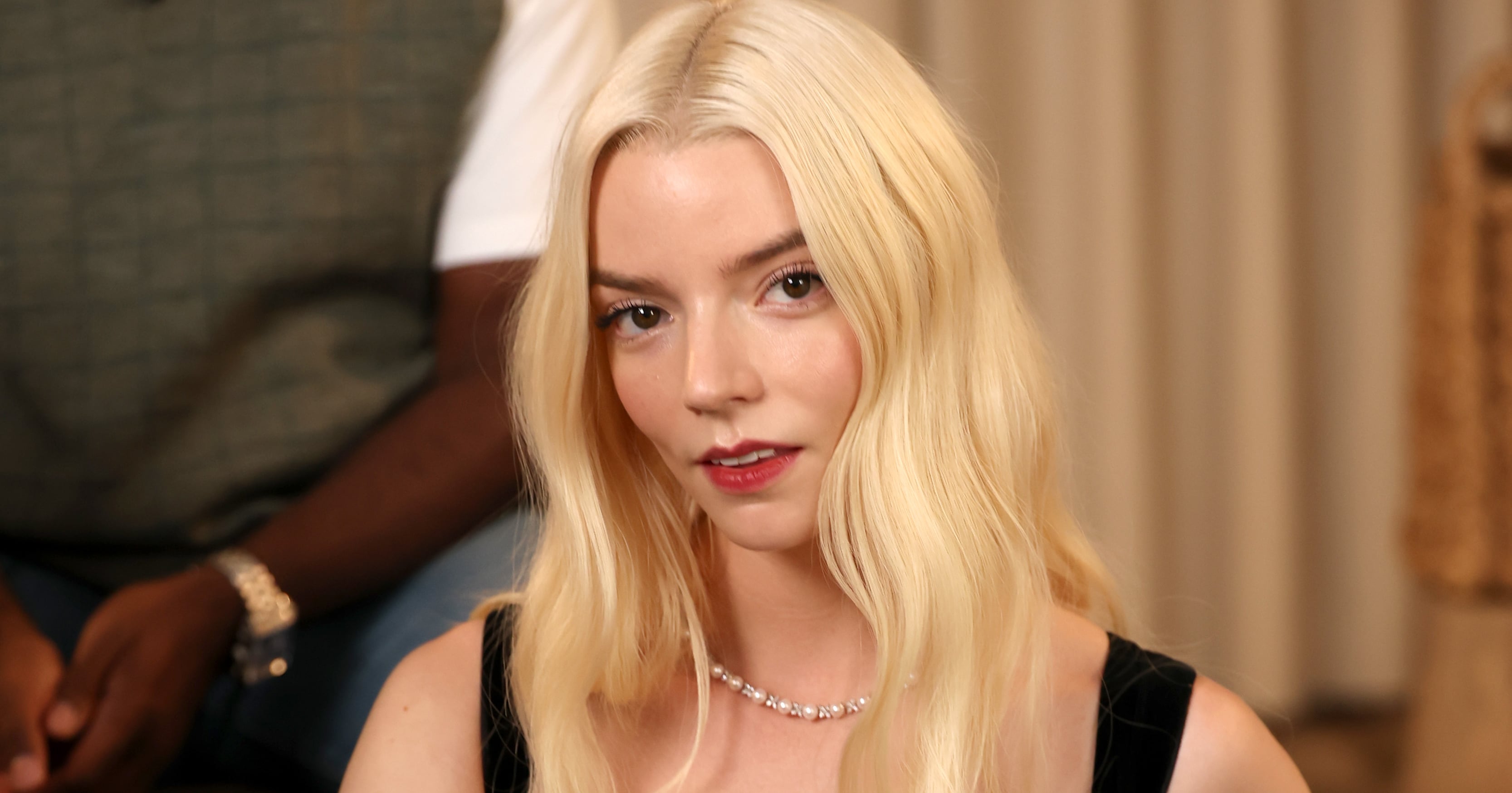 Anya Taylor-Joy's "Tiffany-Blue" Nails Are Unexpected For Fall