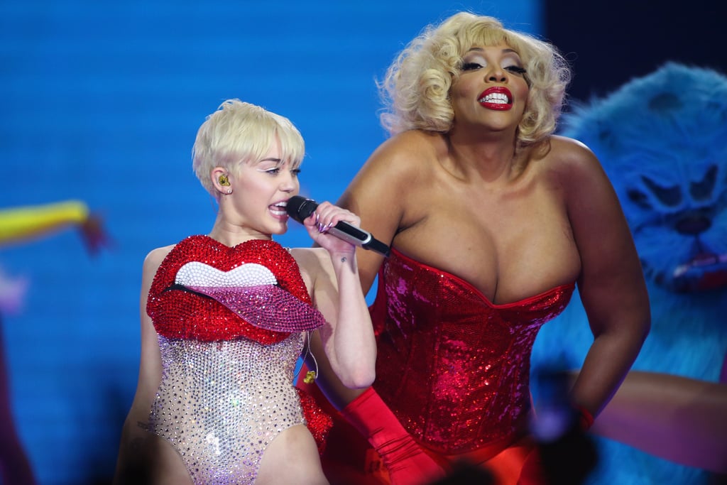 Miley Cyrus's Bangerz Tour in Europe | Pictures