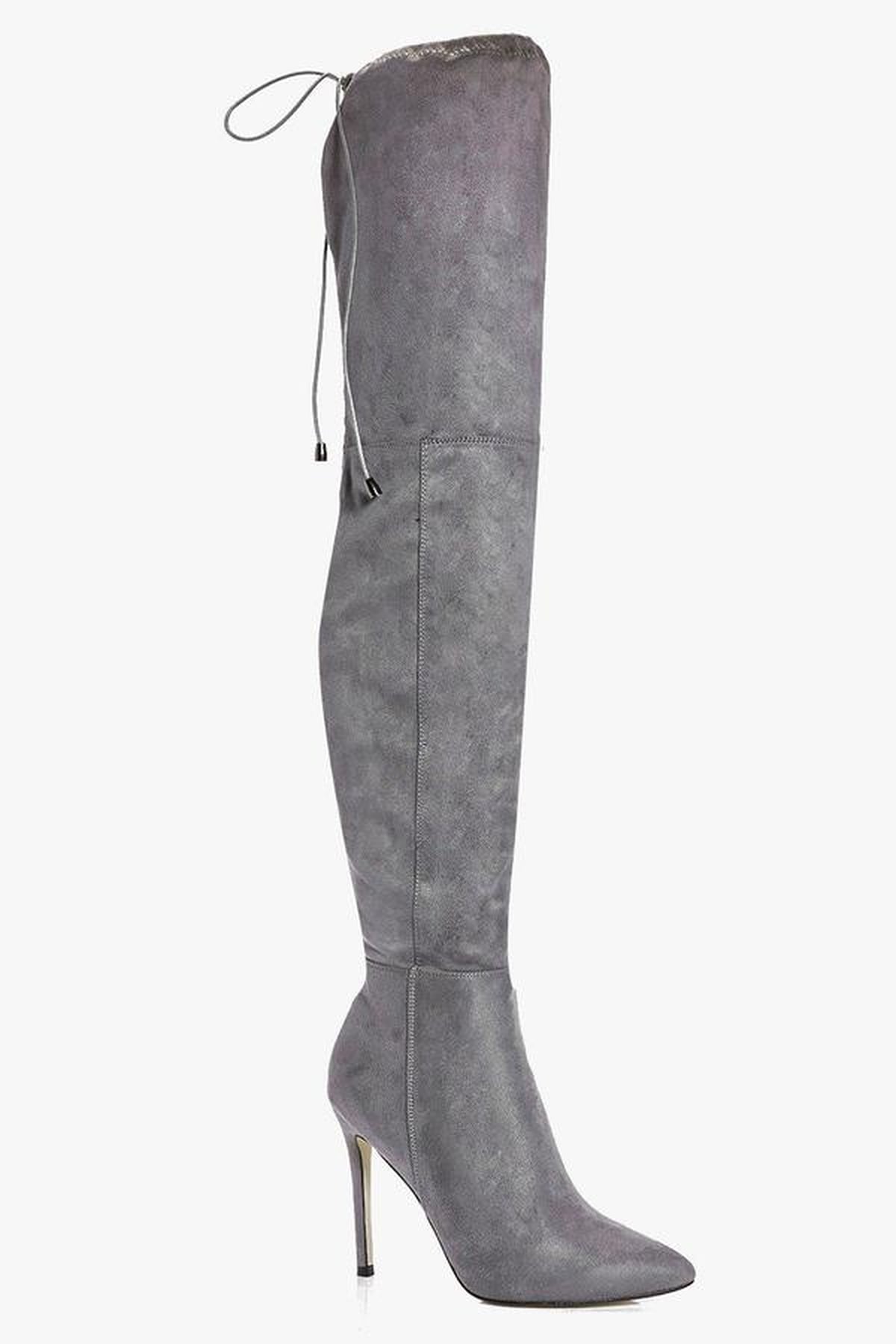 Chrissy Teigen Plaid Off-White Boots | POPSUGAR Fashion