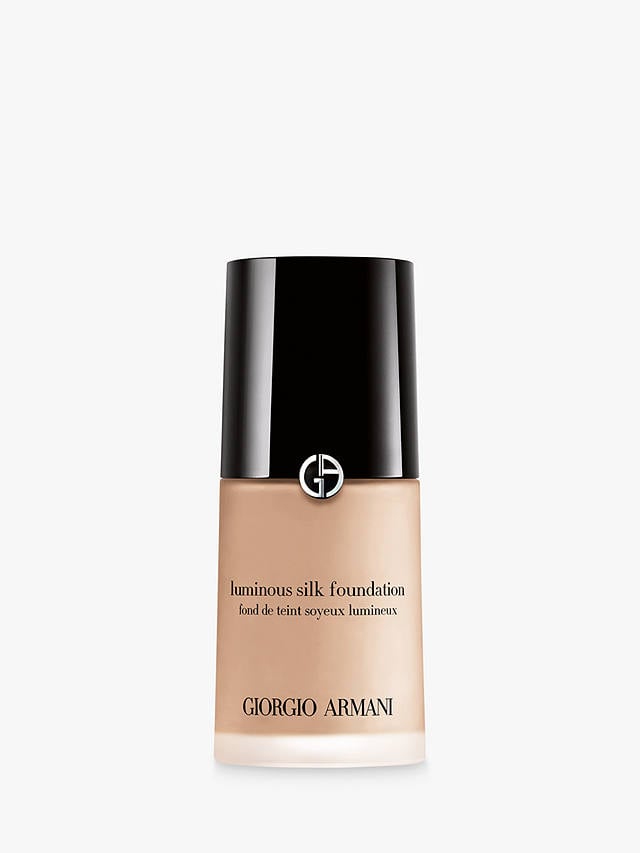 Best Foundation For All Skin Types: Giorgio Armani Luminous Silk Foundation
