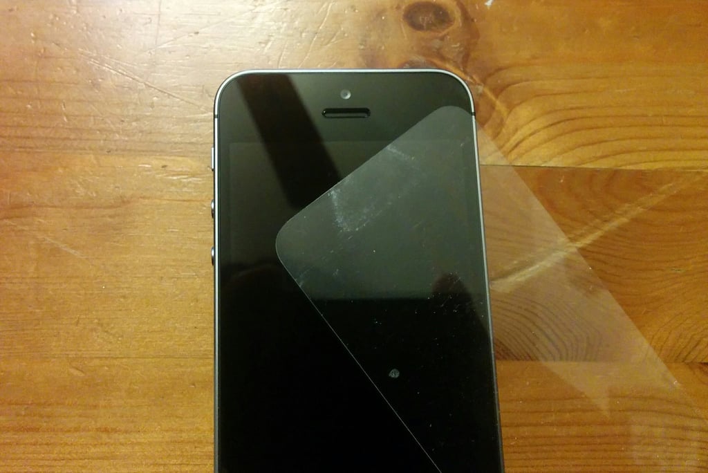 One Dad's Hilarious iPhone Facepalm Moment