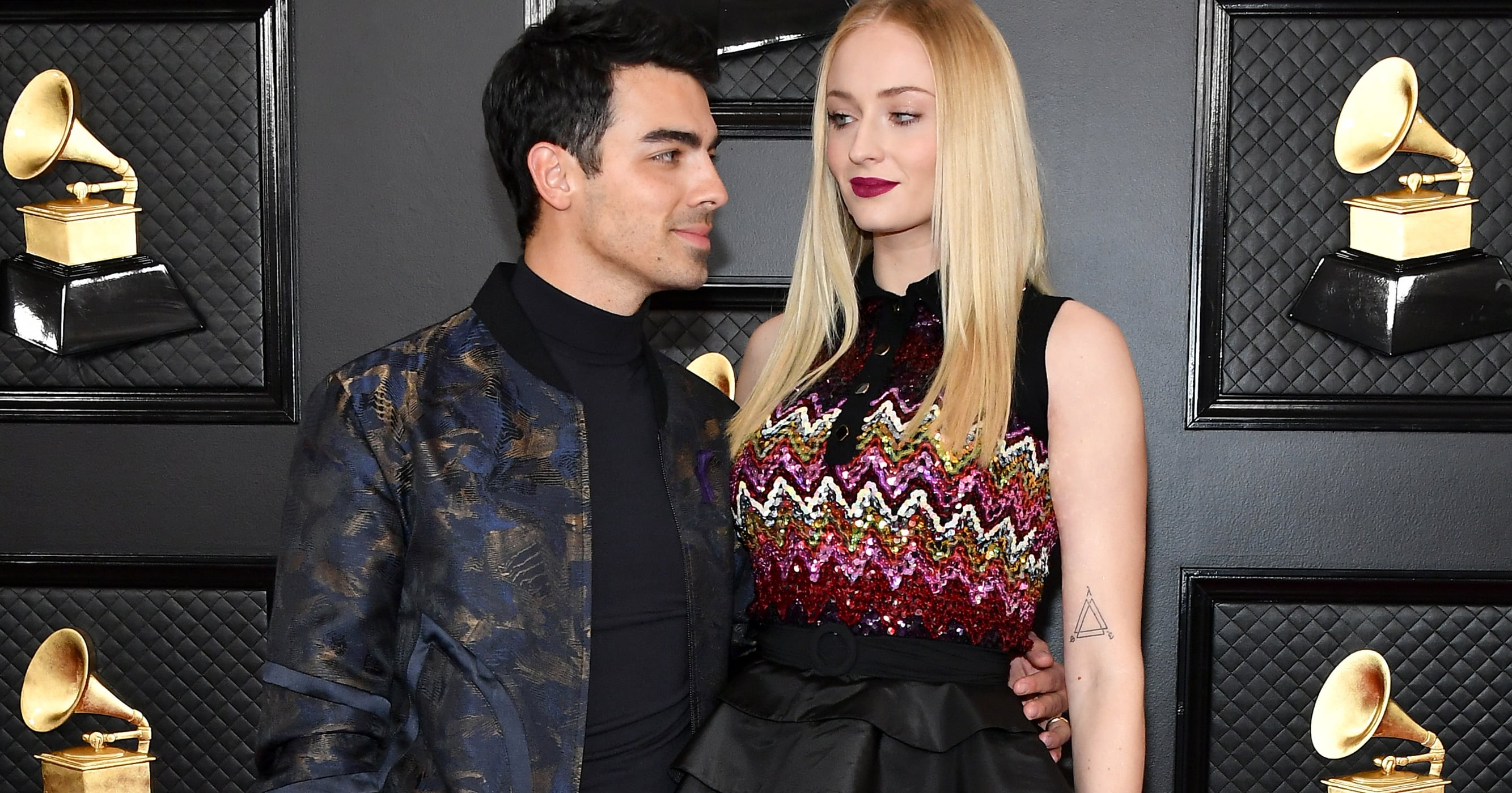 Sophie Turner Gets Colorful in Feathered Dress With Joe Jonas for TIFF – WWD