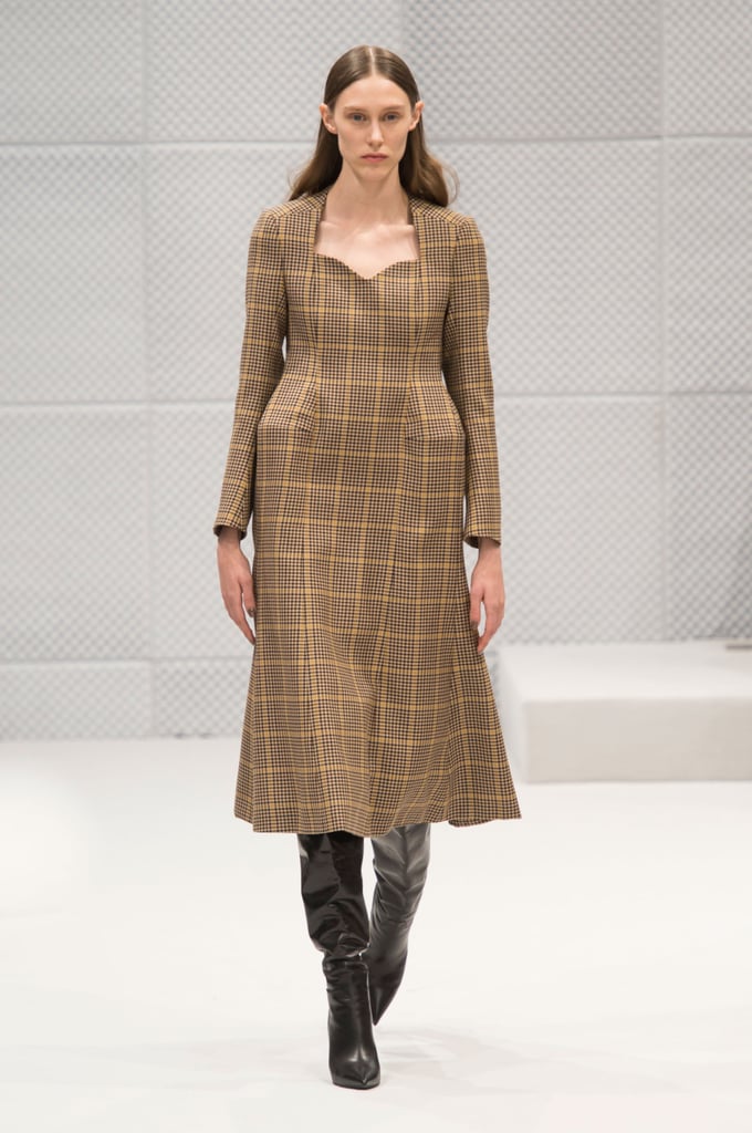Balenciaga Fall 2016 Runway