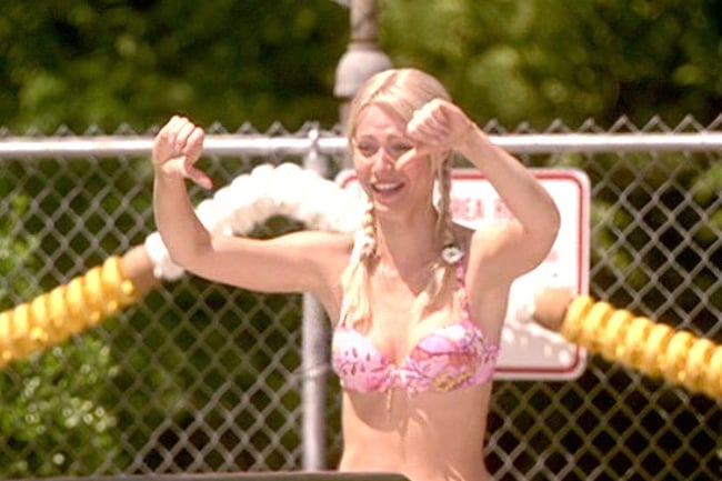 Gwyneth Paltrow Shallow Hal Best Bikini Moments In Movies Popsugar Entertainment Photo 117 0114