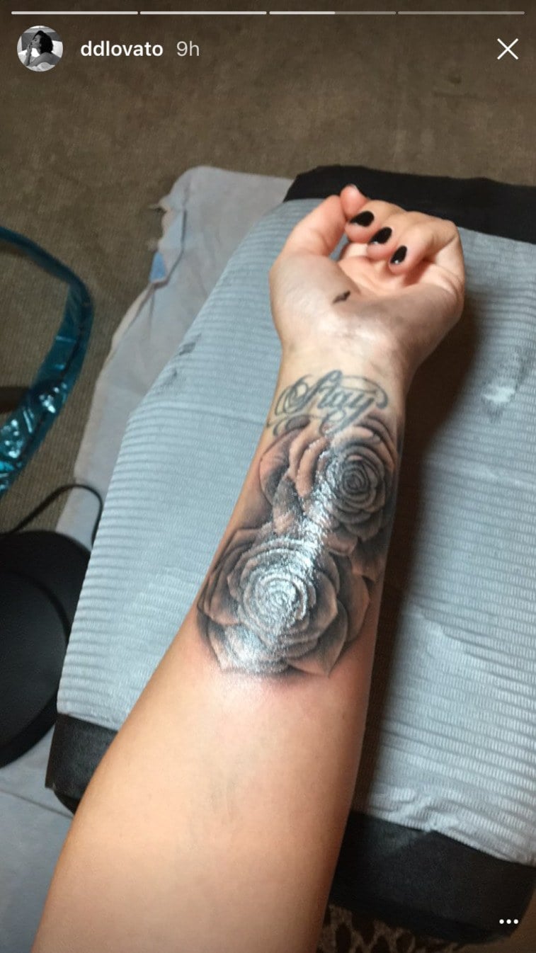 Demi Lovato's 2 Roses Arm Tattoo