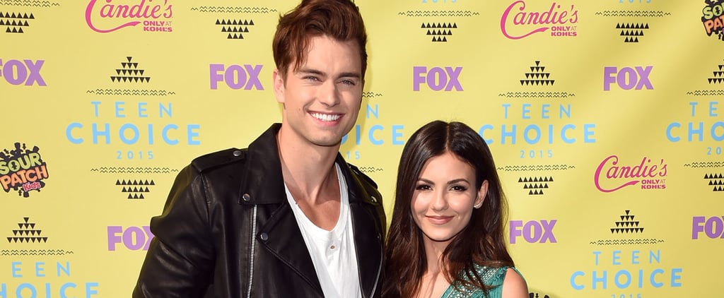 Victoria Justice and Boyfriend Teen Choice Awards Red Carpet