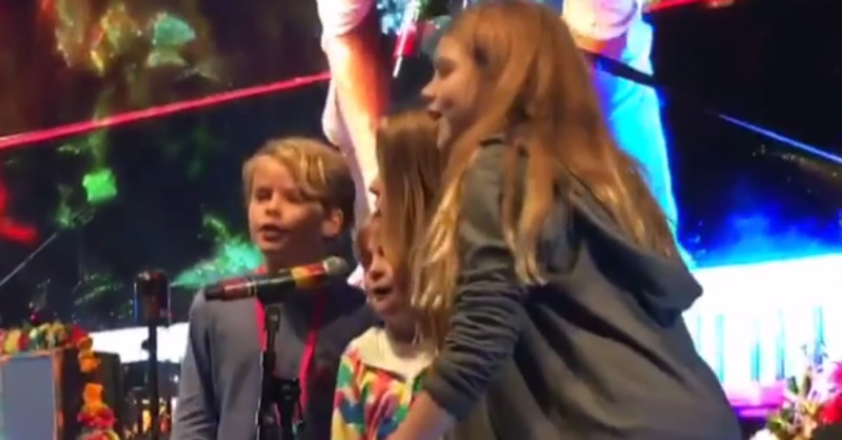 Chris Martin Sings With His Kids at Glastonbury Festival | PS Celebrity