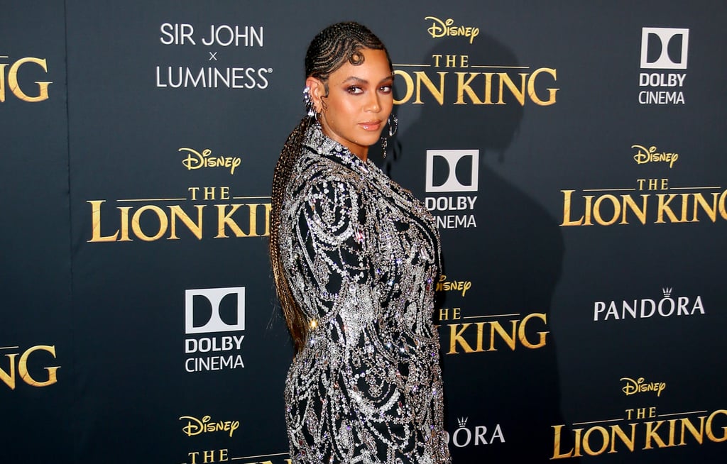 Beyoncé's Braided Fingers Waves at The Lion King Premiere Beyoncé's Braided Fingers Waves at The Lion King Premiere
