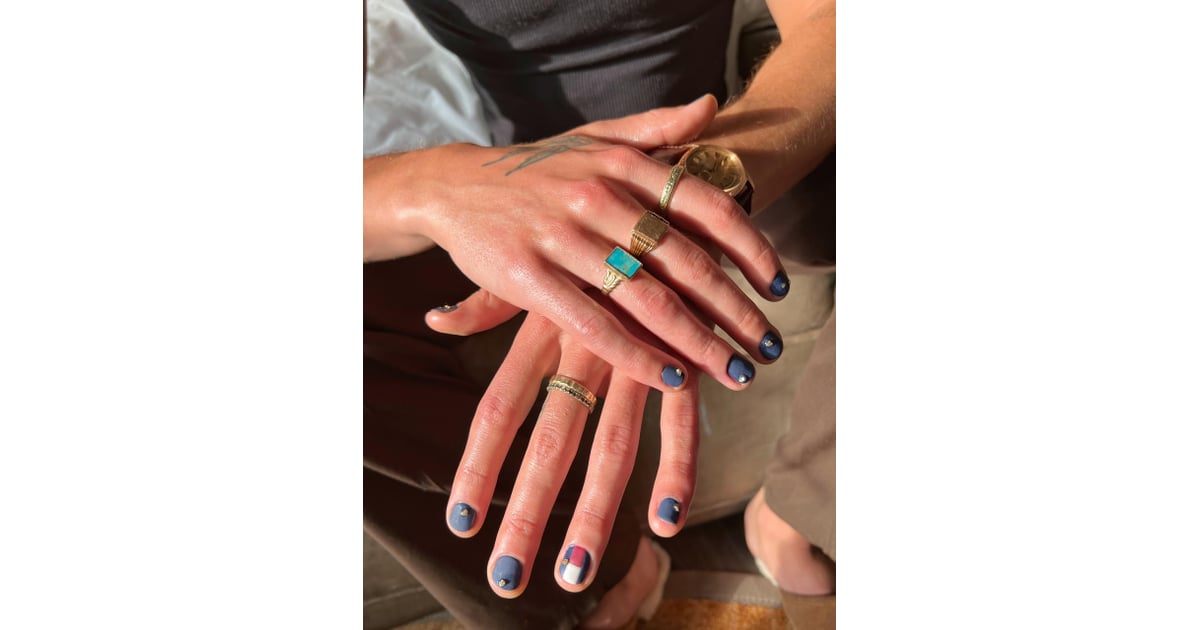 procent geboren specificeren Shawn Mendes's Tommy Hilfiger Nail Art at the 2022 Met Gala | Who Are You  Wearing? Shawn Mendes's Met Gala Nails Hold the Answer | POPSUGAR Beauty  Photo 2
