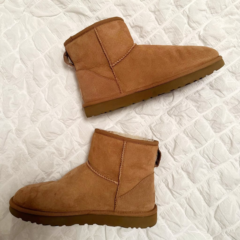 UGG Women’s Classic Mini II Boots Review With Photos