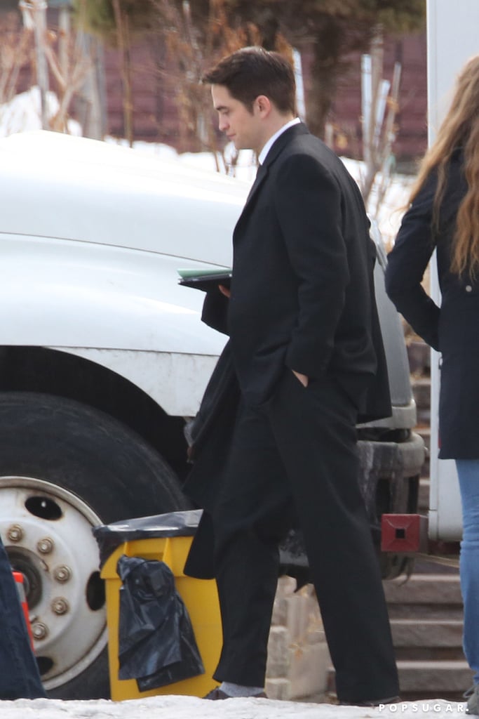 Robert Pattinson's Expressions on the Set of Life | Photos