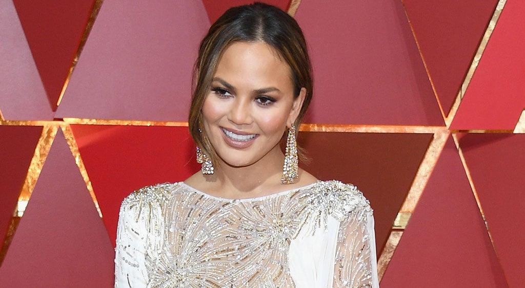 Chrissy Teigen Sleeping At The 2017 Oscars Photo Popsugar Celebrity Australia